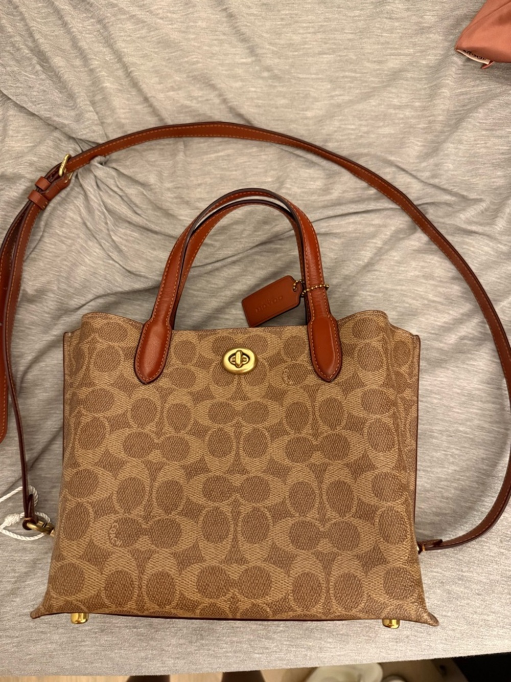 Coach Signature Canvas Willow 24 Tote